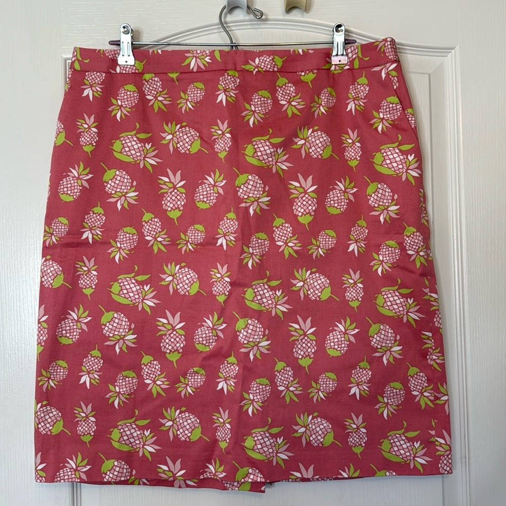 Brooks Brothers 346 Stretch Skirt Pineapple Print Pink Size 16
